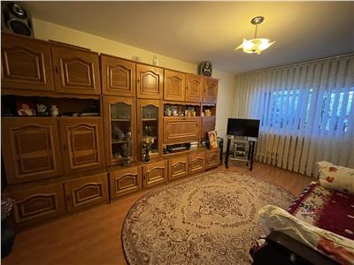 Apartament 3 camere Tatarasi - Metalurgie