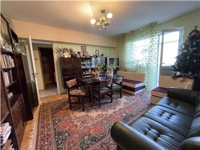Apartament 3 camere Tatarasi