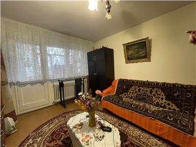 Apartament 3 camere Tatarasi