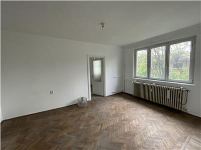 Apartament 3 camere Tudor Vladimirescu